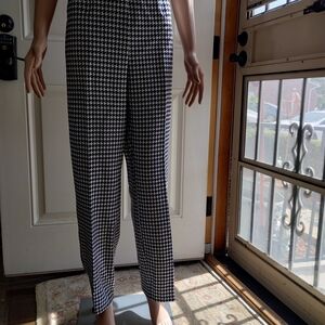 Peter Nygard Black & White Houndstooth Straight Leg Trousers